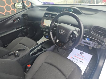 2020 Toyota Prius DAA-ZVW51 5DR AUTO €19,950 thumbnail