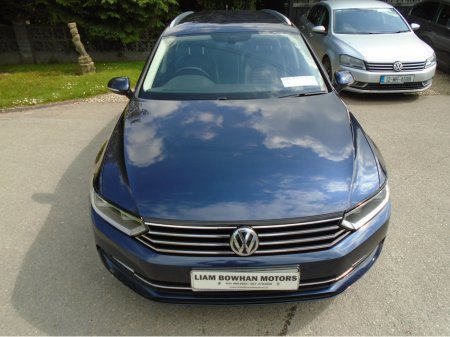 2015 Volkswagen Passat 151/LEATHER/1.6 TDI SE BLUEMOTION 120-BHP 6SP 5DR/HEATED ELECTRIC LEATHER SEATS/FOGS/P-SENSORS/FINANCE/CARD PAYMENTS & WARRANTY AVAILABLE/ADAPTIVE CRUISE/ROOF RAILS/HIGH-SPEC/LOW TAX€190 €12,750