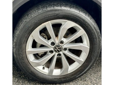 2023 Volkswagen T-Roc ++JUST 6K KML++ STYLE 1.5 TSI D7F 150HP thumbnail