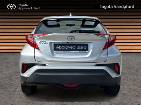 2018 Toyota C-HR 1.2T + BLACK LEATHER & SIDE STEPS // REAR CAMERA // BLUETOOTH // AIR CON // TOYOTA SAFETY SENSE // ALLOY WHEELS // FULL WARRANTY €19,945