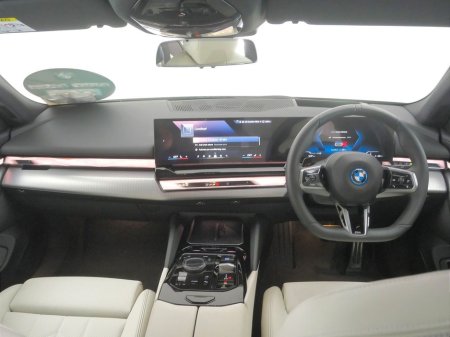 2025 BMW i5 eDrive40 M Sport Saloon €81,400