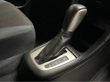 2015 Suzuki Swift AUTOMATIC 1.2 PETROL 5DR MODEL  www.bolandscarcentre.ie €9,900 thumbnail