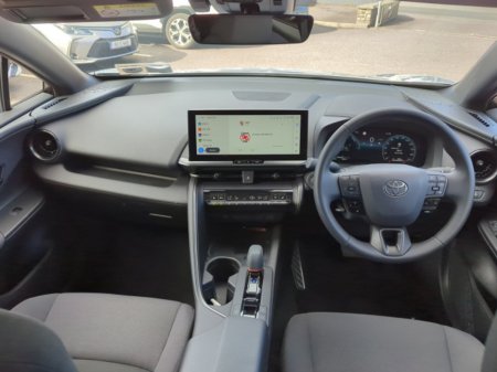 2025 Toyota C-HR FRESH SELECTION OF TRADE-INS C-HR SPORT + €43,000 thumbnail