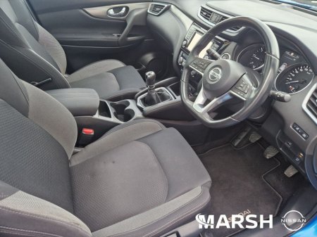 2019 Nissan Qashqai 1.5 DSL SV PREMIUM SS 18 4DR €19,925 thumbnail