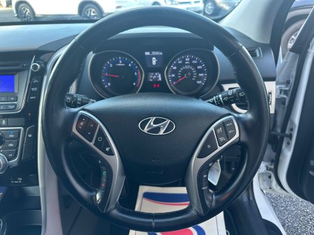 2016 Hyundai i30 1.6 Diesel Deluxe €13,950 thumbnail