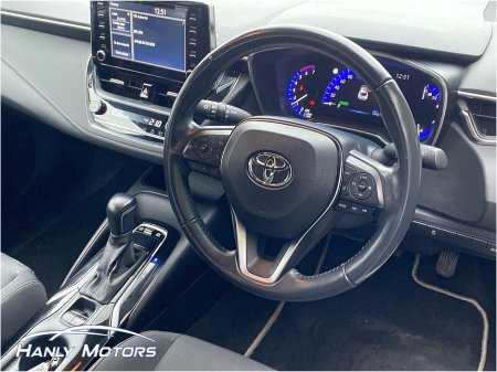 2021 Toyota Corolla HYBRID LUNA H/B AUTO A 4DR €16,995 thumbnail