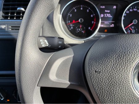 2016 Volkswagen Polo 1.2i TSI Petrol Automatic Comfortline €13,500 thumbnail