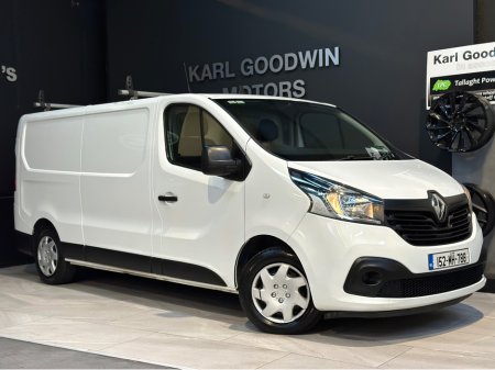 2015 Renault Trafic Passenger TRAFFIC VAN DCi