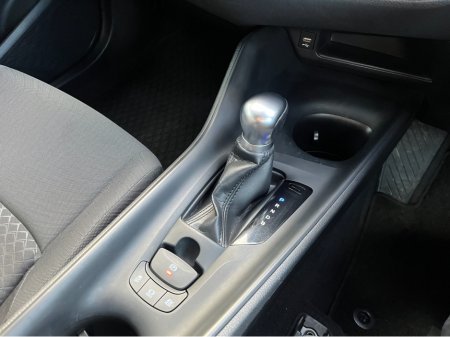 2020 Toyota C-HR S HYBRID AUTOMATIC 1.8 PETROL //ADAPTIVE CRUISE CONTROL//KEYLESS ENTRY//REVERSE CAMERA// €21,950 thumbnail