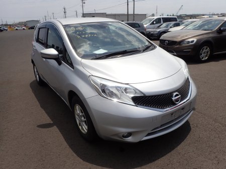 2016 Nissan Note 1.2 PETROL AUTOMATIC // REVERSING CAMERA // ALLOYS // FOGS // COLLISION ASSIST // IDEAL STARTERS CAR €8,950