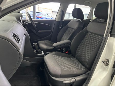 2017 Volkswagen Polo VOLKSWAGEN POLO 1.2 TSI DSG*REVERSE CAMERA*BLUETOOTH AUDIO*STOP START*FINANCE AVAILABLE TRADE INS WELCOME* €12,950 thumbnail