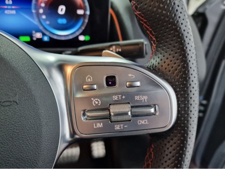 2023 Mercedes-Benz EQB 300 AMG LINE PREMIUM (PAN ROOF / 7 SEATER) 4MATIC AUTOMATIC **ONE OWNER / APPLE CARPLAY / BLIND SPOT ASSIST / ELECTRIC SUNROOF / ELECTRIC BOOTLID / REVERSE CAMERA / WIRELESS PHONE CHARGING** €39,900 thumbnail