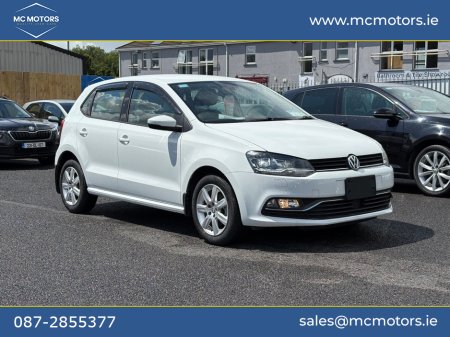 2016 Volkswagen Polo HIGH SPEC // HEATED SEATS // HALF LEATHER €12,105