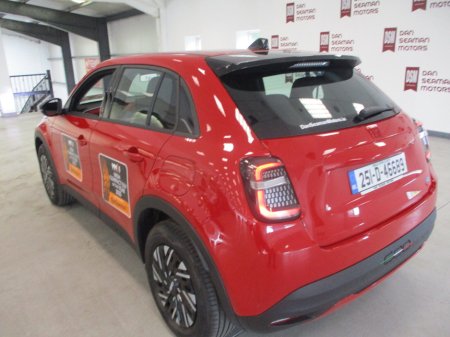 2025 Fiat 600 (RED) 54kWh 115kw (156HP) €31,995