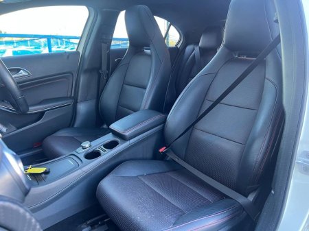 2015 Mercedes-Benz A Class A180 AMG-LINE 1.6 AUTO // PAN ROOF // REVERSE CAMERA // ADAPTIVE CRUISE CONTROL €16,950 thumbnail