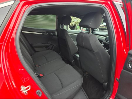 2017 Honda Civic 5DR 1.0 SMART PLUS €13,750