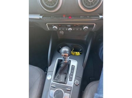 2018 Audi A3  €19,950 thumbnail