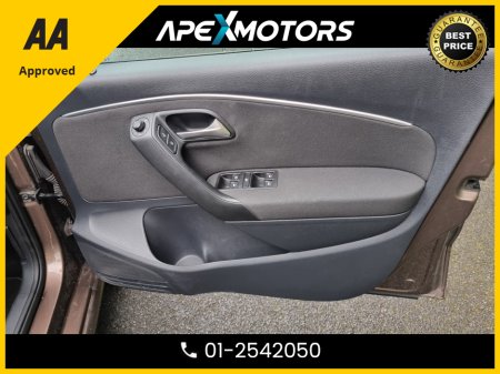 2015 Volkswagen Polo FINANCE ARRANGED * TOP-SPEC  * HIGHLINE * AUTOMATIC * NCT AUG-26 * LOW TAX * STAMPED SERVICE HISTORY * AA APPROVED * 101 SAFETY CHECKLIST * IMMACULATE ( AS NEW ) * COLOUR REVERSE CAMERA €9,949 thumbnail