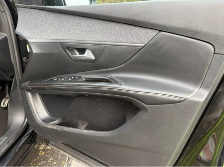 2018 Peugeot 5008 1.6 TDI HIGH SPEC GT LINE €18,480 thumbnail