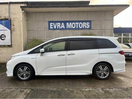 2019 Honda Odyssey 8 SEATER ABSOLUTE AUTOMATIC HYBRID 2.0 PETROL //KEYLESS ENTRY//REVERSE CAMERA//ADAPTIVE CRUISE CONTROL//ELECTRIC DRIVERS SEAT// €29,950 thumbnail