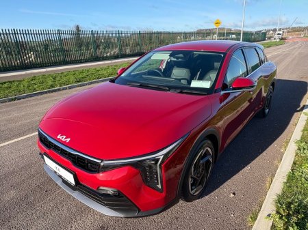 2026 Kia K4 K4 K3, *3.9% finance* *7 YEAR WARRANTY* *3 YEAR AA* *3 FREE SERVICES FOR KIA CUSTOMERS* Selectable Drive Mode, Lane Departure Warning €36,000