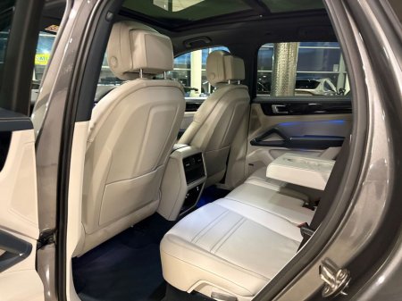 2020 Porsche Cayenne 3.0 V6 E-HYBRID=HUGE SPEC//PAN ROOF//201 D REG=TAILORED FINANCE PACKAGES INCL PCP AVAILABLE=TRADE IN'S WELCOME €59,995 thumbnail