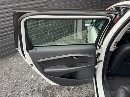 2015 Volvo V70 2.0 D D4 SE NAV 181BHP 5DR €7,995 thumbnail