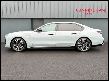 2025 BMW 7 Series M760e xDrive M Sport Pro [Ultimate Pack] €134,995