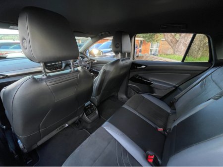 2022 Volkswagen ID.4 PRO 128 KW LIFE DX 77KWH 174BHP 5 €23,900 thumbnail