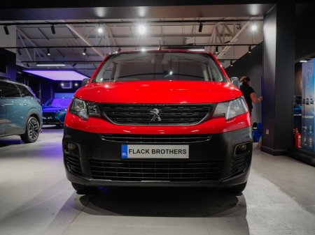 2019 Peugeot Partner Professional 1.6 HDI 75 650KG €13,500