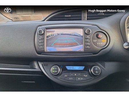 2018 Toyota Yaris 1.5 VVT-I CVT DESIGN 5DR AUTO €17,950 thumbnail