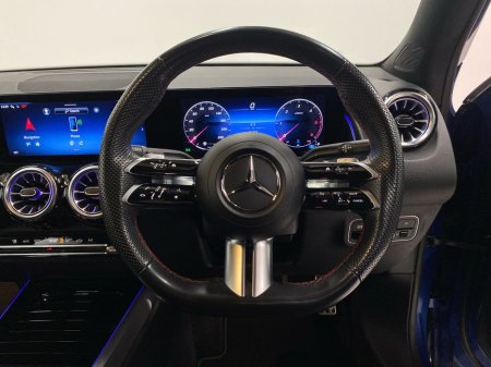 2024 Mercedes-Benz GLB GLB 200 D AMG Pack & Panoramic Sunroof 5 Seater €52,950 thumbnail
