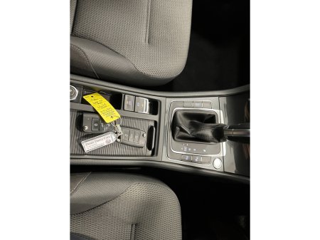 2020 Volkswagen Golf (201) GOLF 2.0TDI COMFORTLINE 150BHP DSG LOW KMS VW/AUDI SPECIALISTS WWW.DENISDARCYCARS.IE €24,950 thumbnail