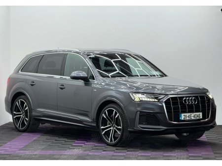 2021 Audi Q7 55 TFSI e S Line €52,950