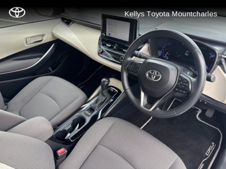 2022 Toyota Corolla COROLLA HYBRID LUNA SPORT €27,000