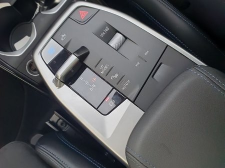 2025 BMW iX1 eDrive20 M Sport €49,995 thumbnail