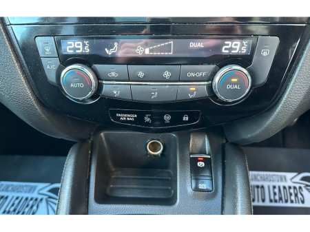 2019 Nissan Qashqai 1.5 DCI SV PREMIUM 115PS NAV SKY VIEW €14,950 thumbnail