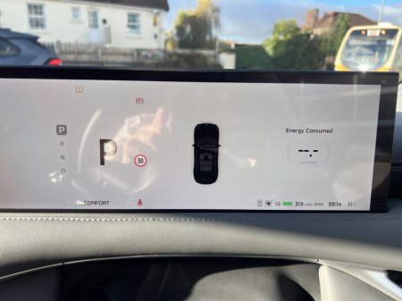 2025 MG MG IM6 LONG RANGE thumbnail