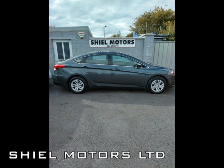 2017 Hyundai i40 SALOON 4DR €12,300
