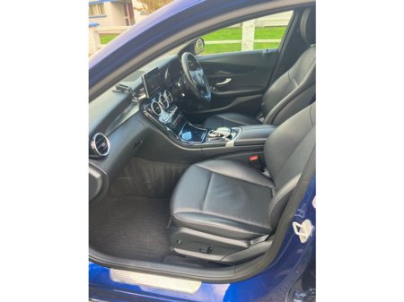 2016 Mercedes-Benz C Class 180 D 4DR AUTO thumbnail