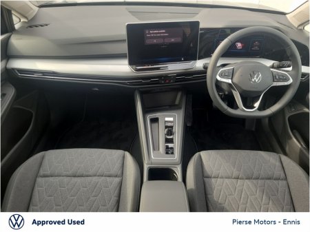 2025 Volkswagen Golf GOLF ED 75 PHEV 1.5 TSI 150HP €38,950