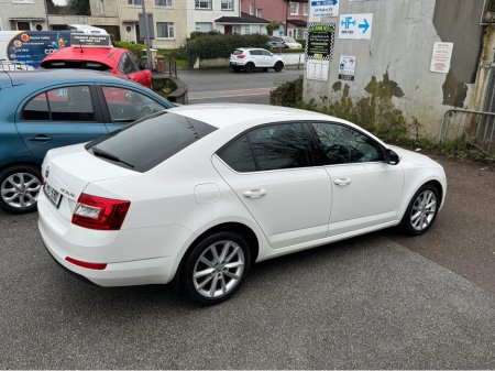 2017 Skoda Octavia STYLE 1.0 TSI 115HP 4DR €13,900 thumbnail