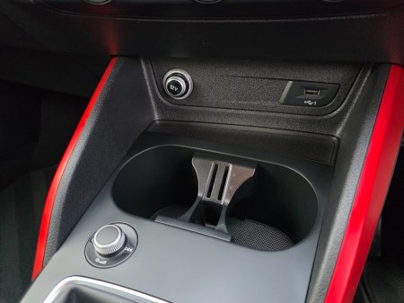 2017 Audi Q2 1.6TDI 115 SE €16,999 thumbnail