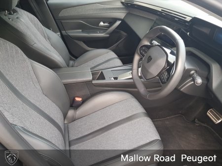 2023 Peugeot 408 ALLURE 1.2 130 AUTOMATIC 6.4 4 €29,950