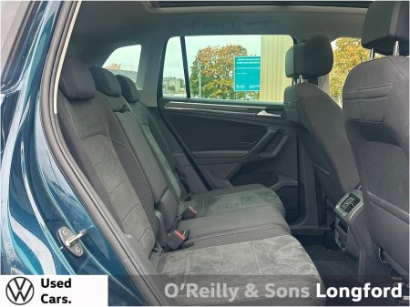 2022 Volkswagen Tiguan 2.0 TDI 150HP Elegance €36,450 thumbnail