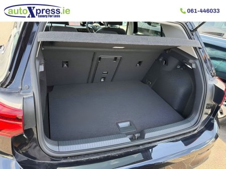 2022 Volkswagen Golf 1.0 ETSI Automatic, Reversing camera €24,995 thumbnail