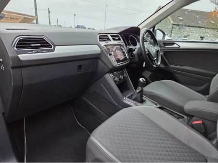2019 Volkswagen Tiguan CL 2.0 TDI MANUAL 6SPEED FWD 150HP 5DR €23,750
