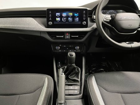 2025 Skoda Kamiq Selection 1.0TSI 115BHP - Reversing Camera - Climate Control - Cruise Control - Auto Lights/Wipers - Apple CarPlay/Android Auto €29,950 thumbnail