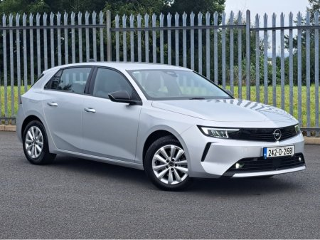 2024 Opel Astra SC 1.5TD 130PS 8 SPEED AUTOMATIC €28,950