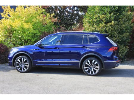 2023 Volkswagen Tiguan Allspace 2.0 TDI 150HP R-Line DSG €49,950 thumbnail